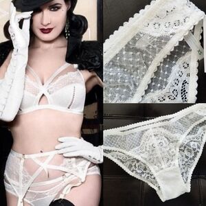❗Dita Von Teese Style White Lace Sheer Back Panty XS❗